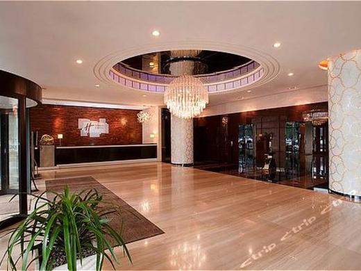 北京望京华彩智选假日酒店