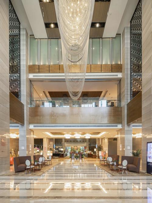 深圳龙岗珠江皇冠假日酒店