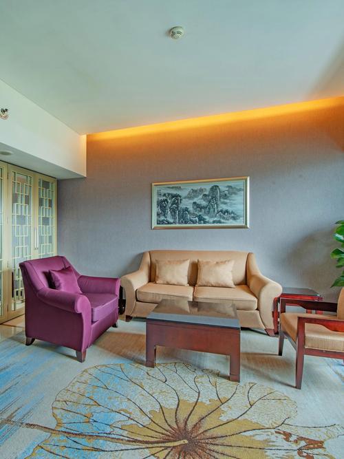 离白云机场最近的酒店