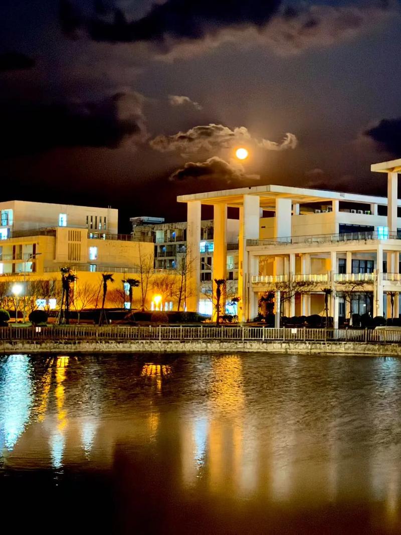 南通职业大学附近酒店