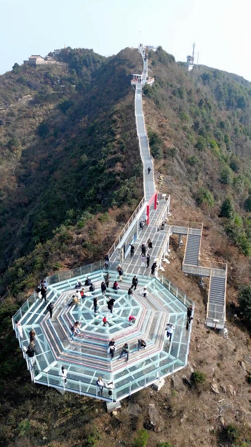 浙江哪里有玻璃栈道旅游景点