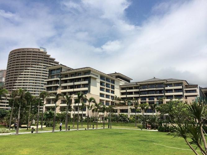 海陵保利皇冠假日酒店