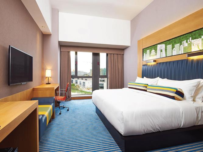 东莞松山湖雅乐轩酒店