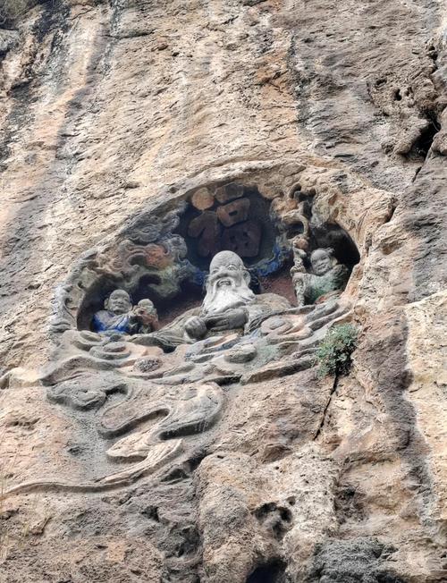 昆明西山龙门景点介绍一下