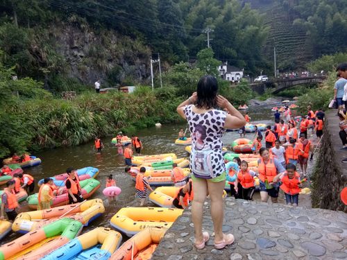 黄山源芳极速漂流自驾游