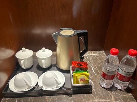 长沙华良华天假日酒店