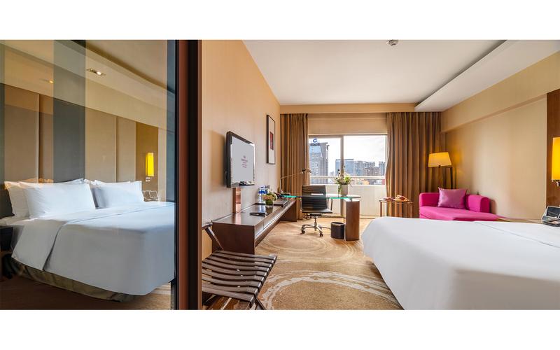 昆明皇冠假日酒店电话