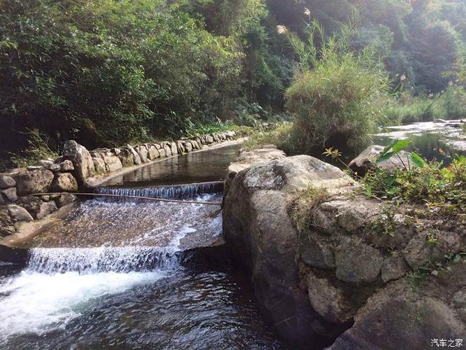 恩平岑洞峡谷漂流自驾游