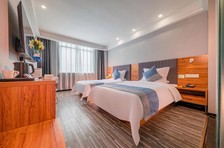 南宁动物园附近的酒店