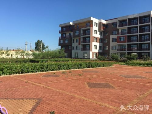 张北花田草海假日酒店