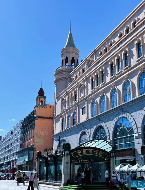 哈尔滨中央大街附近的景点