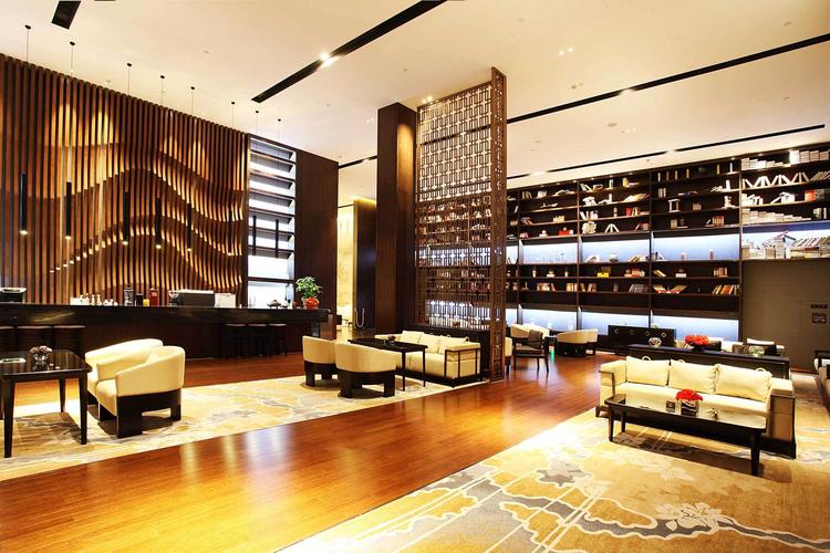 长沙雅士亚华美达酒店