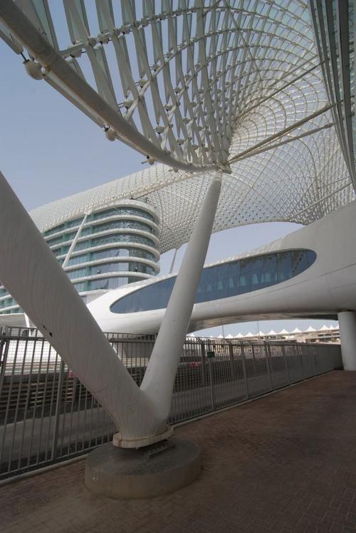 阿布扎比亚斯总督酒店