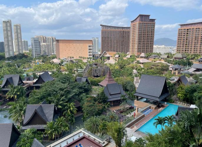 三亚湾红树林木棉酒店