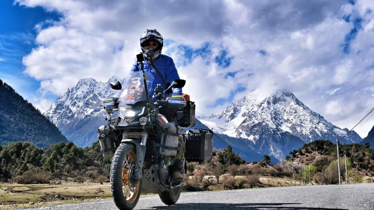 自驾摩托川藏线自驾游