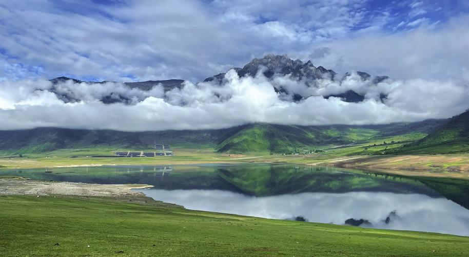 冶勒自然保护区自驾游