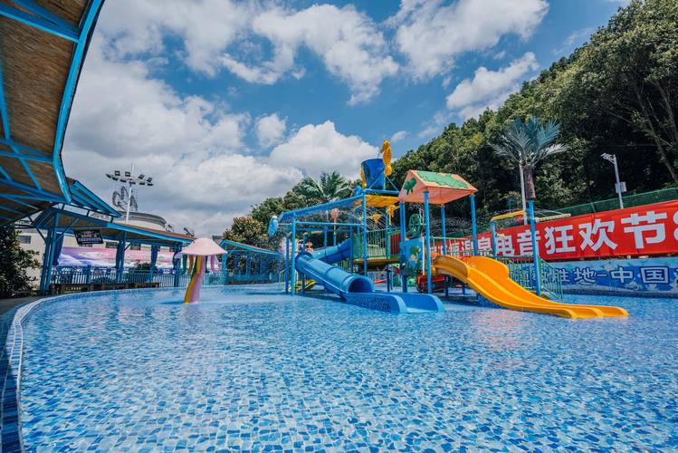 张家界万福温泉自驾游