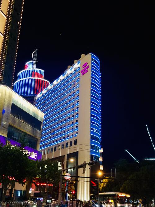 昆明中心皇冠假日酒店