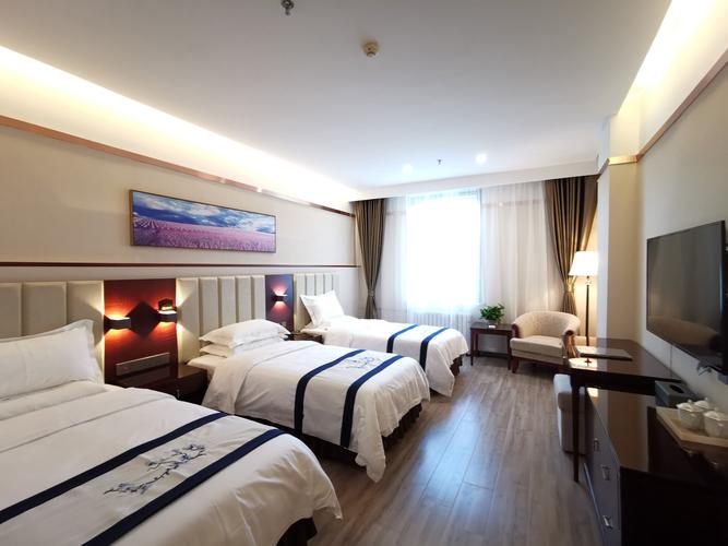 酒店双人房能否住三人