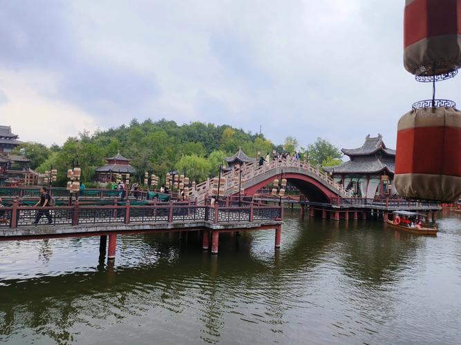 横店最值得去的2个景点