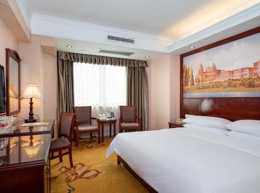 南宁火车站维也纳酒店