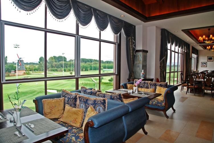 昆明嘉丽泽华美达酒店