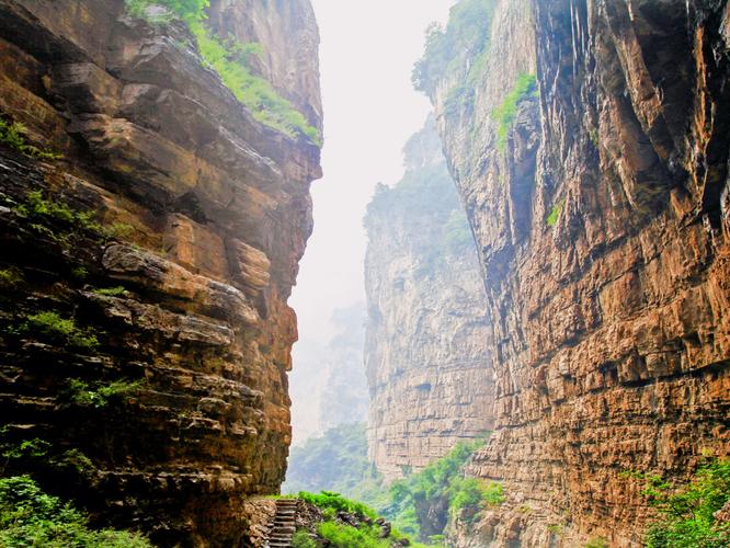 灵石红崖大峡谷自驾游