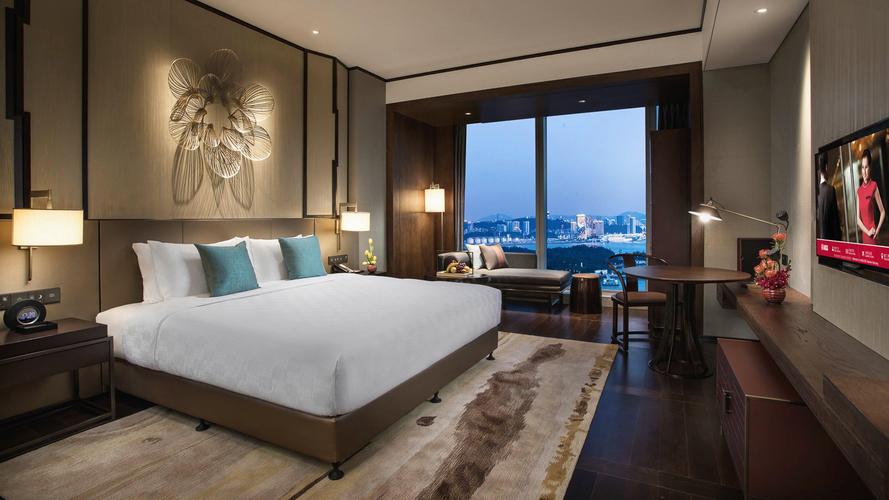 厦门海沧融信华邑酒店