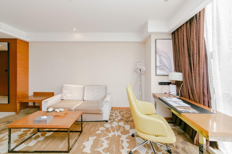 武昌火车站附近的酒店