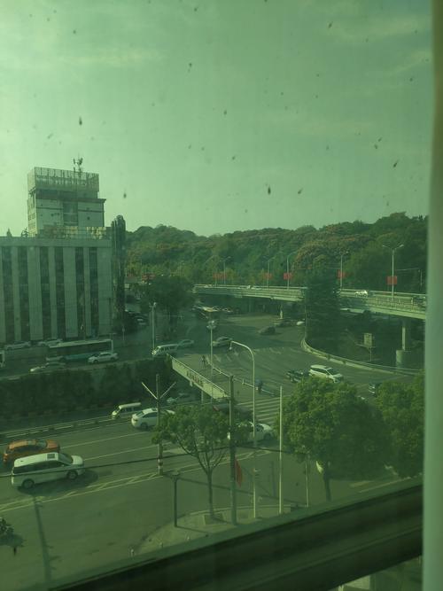 武昌火车站附近的酒店