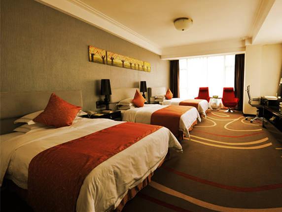 关岭万绿城柏兰廷酒店