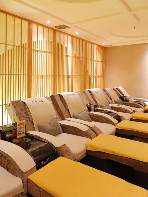 昭通紫光大酒店有按摩