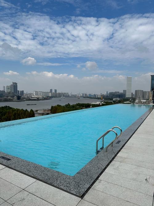 上海有室外泳池的酒店