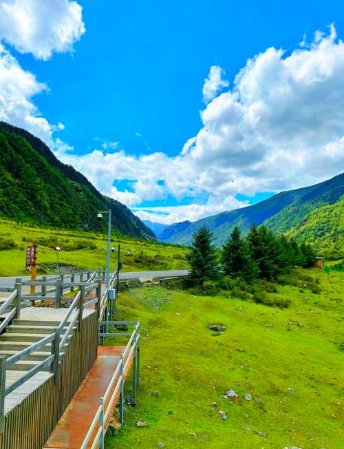 乐山到四姑娘山自驾游