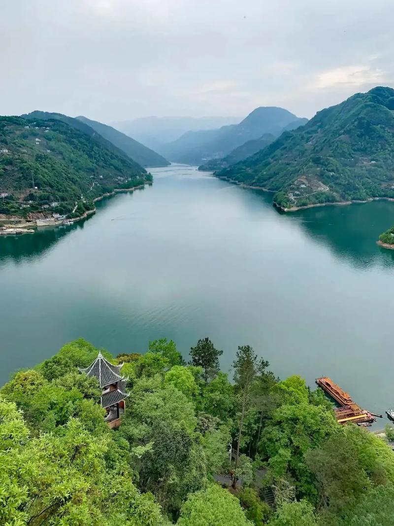 湖北有山有水的旅游景点