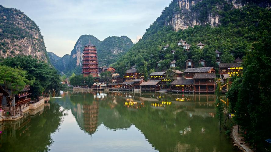 兴义旅游景点有哪些地方