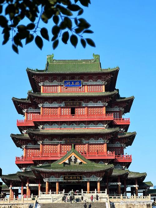 南昌旅游必去景点滕王阁