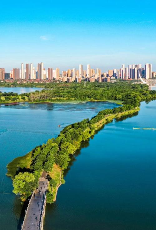 东西湖旅游十大旅游景点