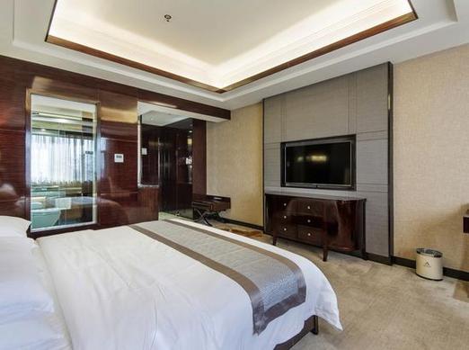 蒙自绿宝云盛大酒店