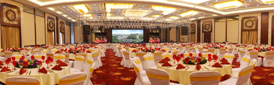 弘润华夏大酒店地址