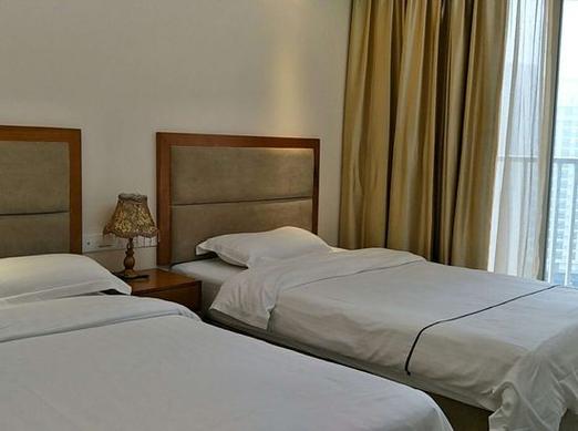 闸坡大角湾附近酒店