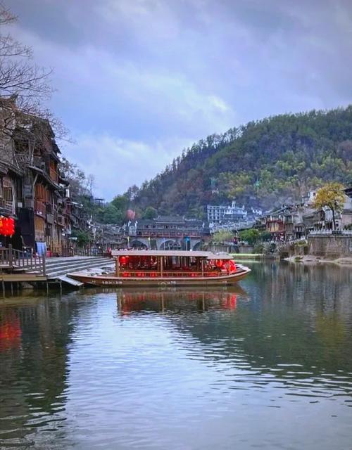 枝江至凤凰古城自驾游