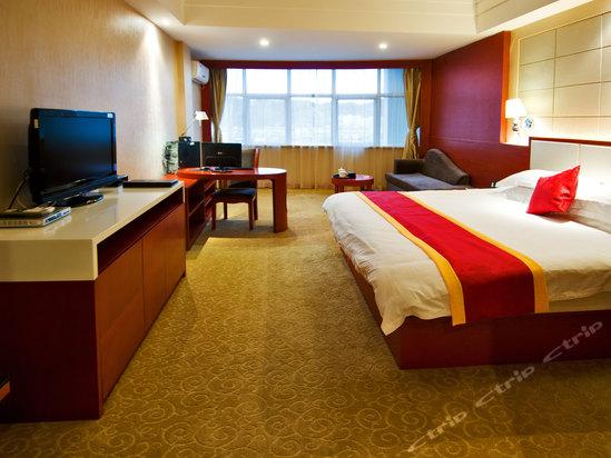 霞浦曼哈顿酒店电话