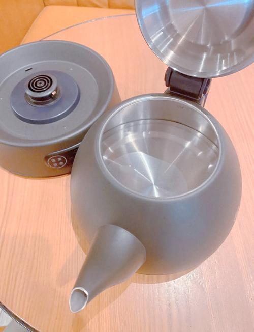 日本酒店有热水壶吗