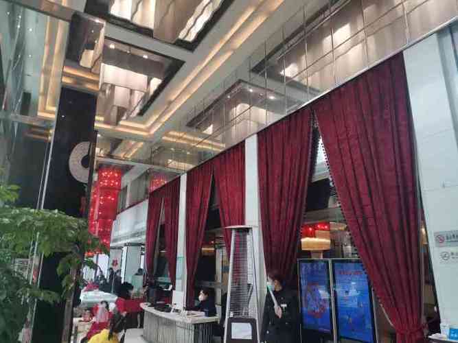 武昌八一路湖锦酒店