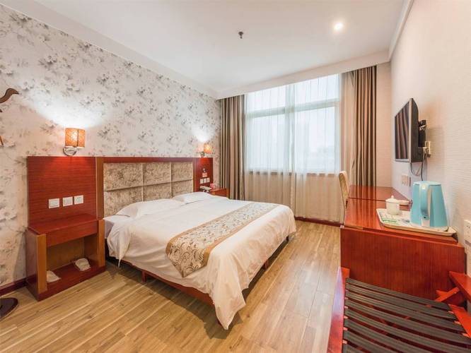 保定亿佰德商务酒店