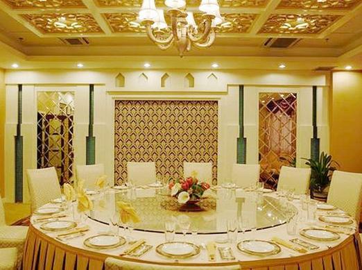 库尔勒丝路楼兰酒店