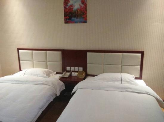 滕州聚龙大酒店电话