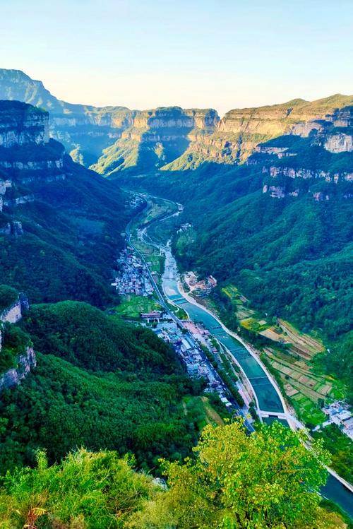 离林州最近的旅游景点