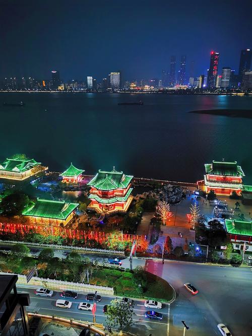 南昌瑞颐大酒店地址